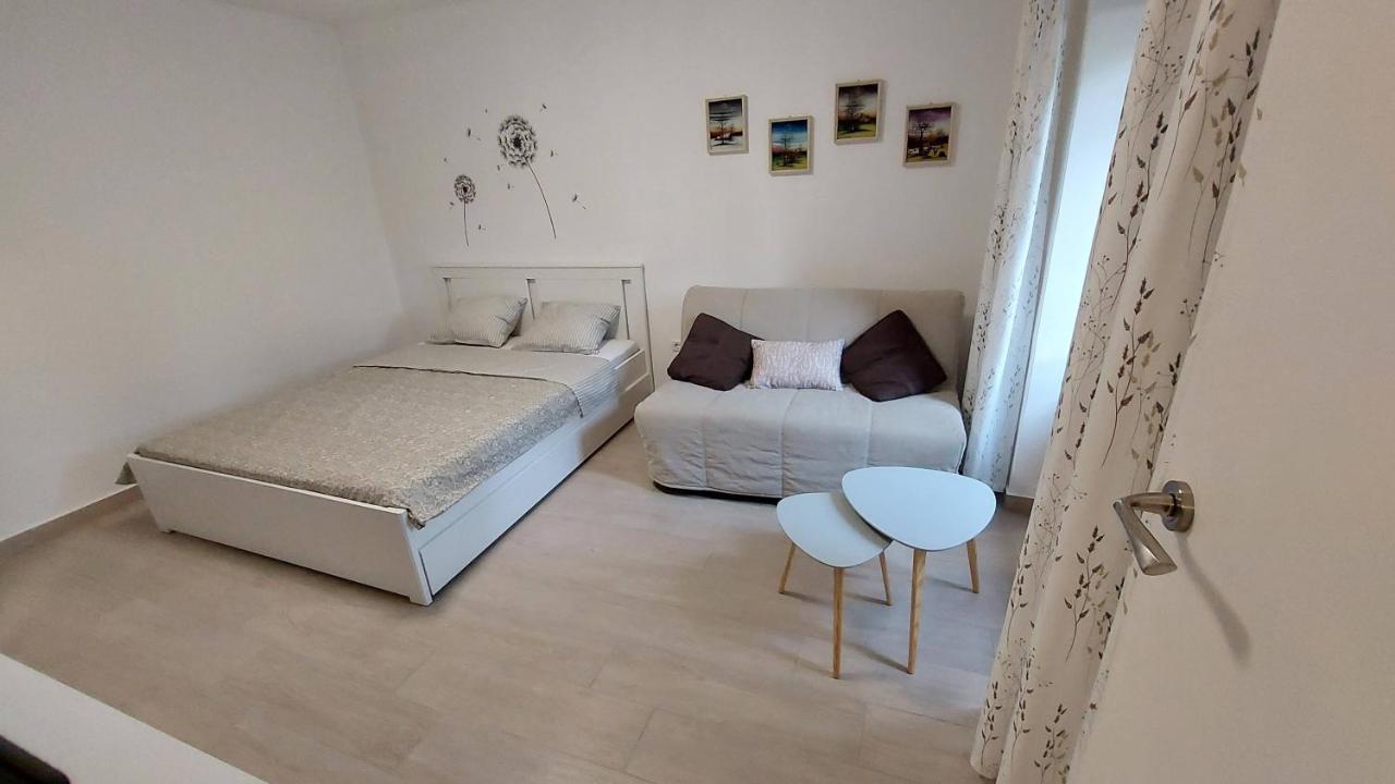 Apartma Rizana Dekani Εξωτερικό φωτογραφία